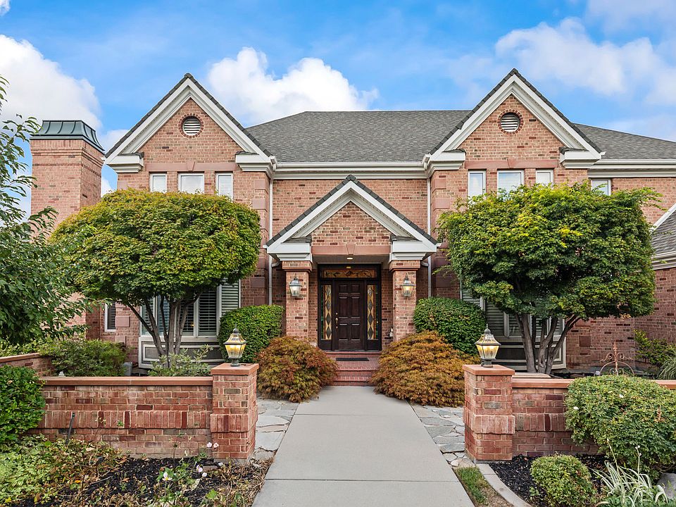 1st image of 8908 S Cobble Canyon Cir
