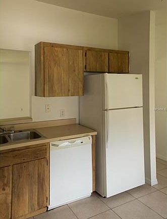 4th image of 711 Del Prado Dr