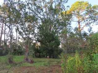 2703 Bluff Rd, Apalachicola, FL 32320