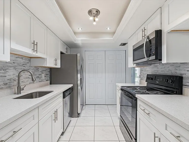 9985 W Atlantic Blvd #9985 — Photo 10