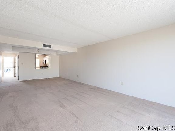 3rd image of 200 Periwinkle Way Unit 220