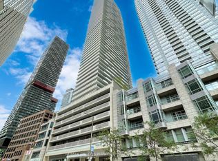 2221 Yonge St #3206, Toronto, ON M4S 0B8