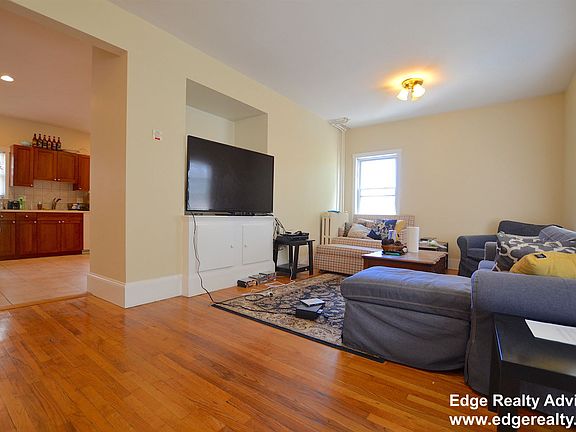 internal_unit_photo_2.4375