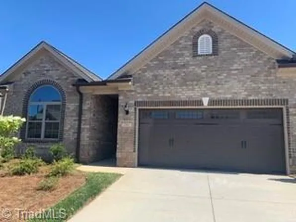 1563 Oakbluffs Dr, Colfax, NC 27235