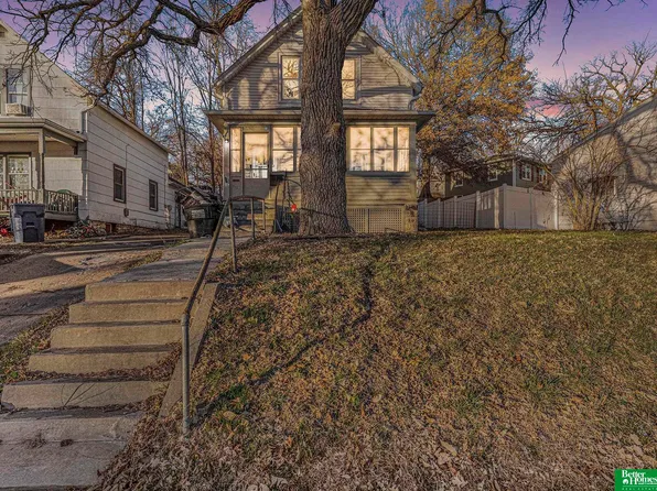 910 1st Ave, Plattsmouth, NE 68048