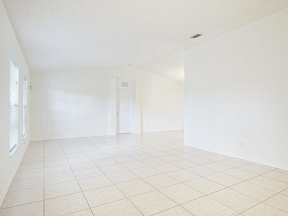 5th image of 685 NW Monroe Street