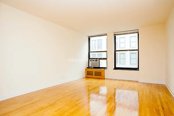 Rented by Mirador Real Estate | media 26