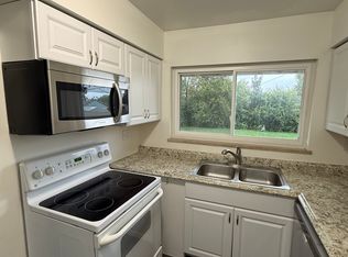 2897 Prentice Dr, Dayton, OH 45420