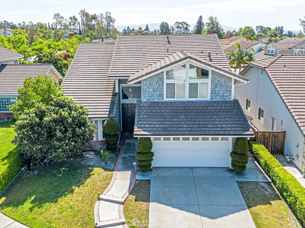 2106 Greenwood Ct, Fullerton, CA 92833