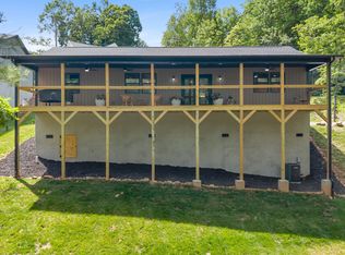 132 Fox Ridge Cir, Franklin, NC 28734