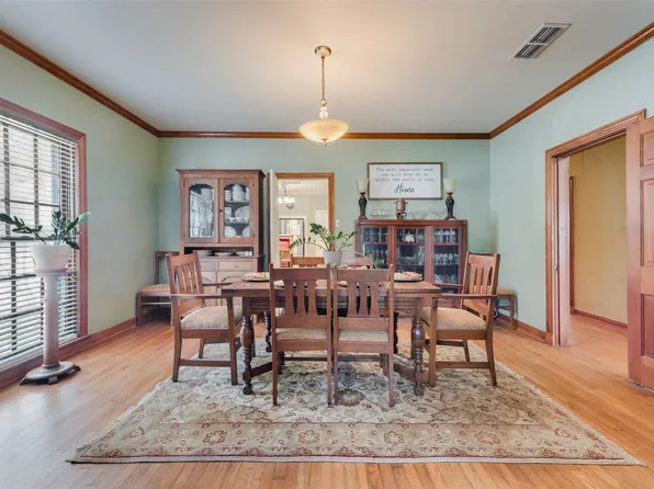 233 E High St, Wills Point, TX 75169