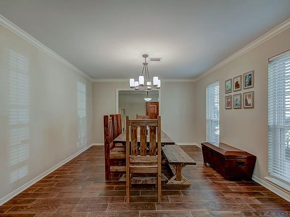 5th image of 12527 Blackstone Ct