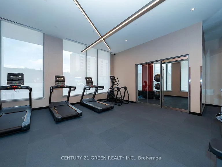 212 King William St #720 — Photo 33