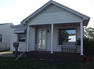 3893 21st St, Wyandotte, MI 48192