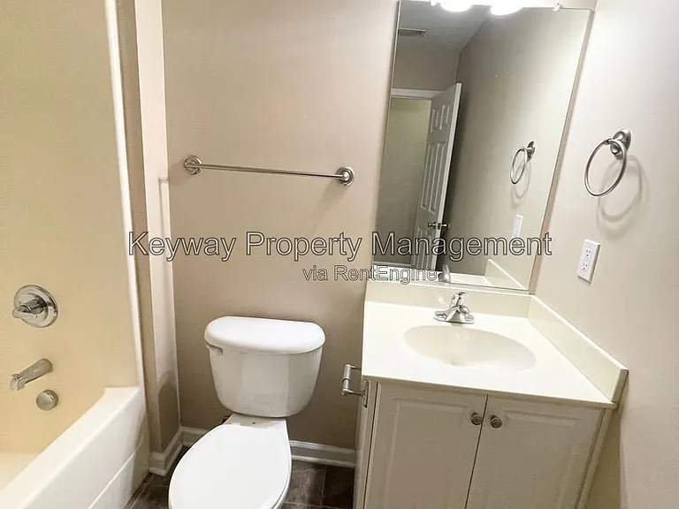 749 Michelle Ct — Photo 14