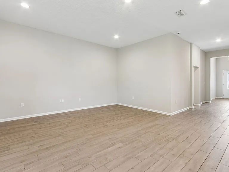 70305 Winding River Dr — Photo 5