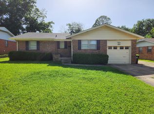 925 N Linda Ave, Ada, OK 74820