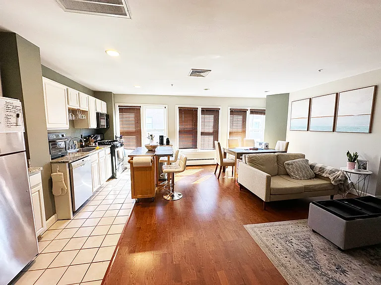1 Davenport St #10 — Photo 9