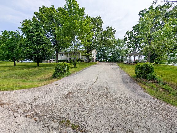 2nd image of 102 County Road 362