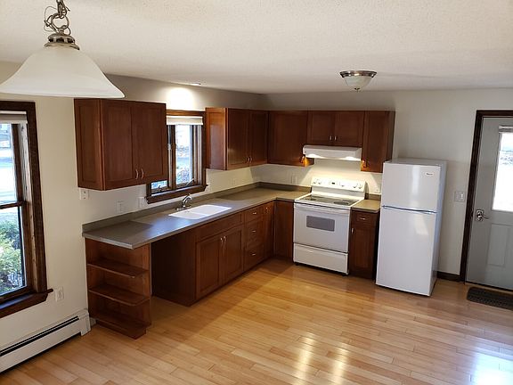4th image of 15 Shannon Dr #2