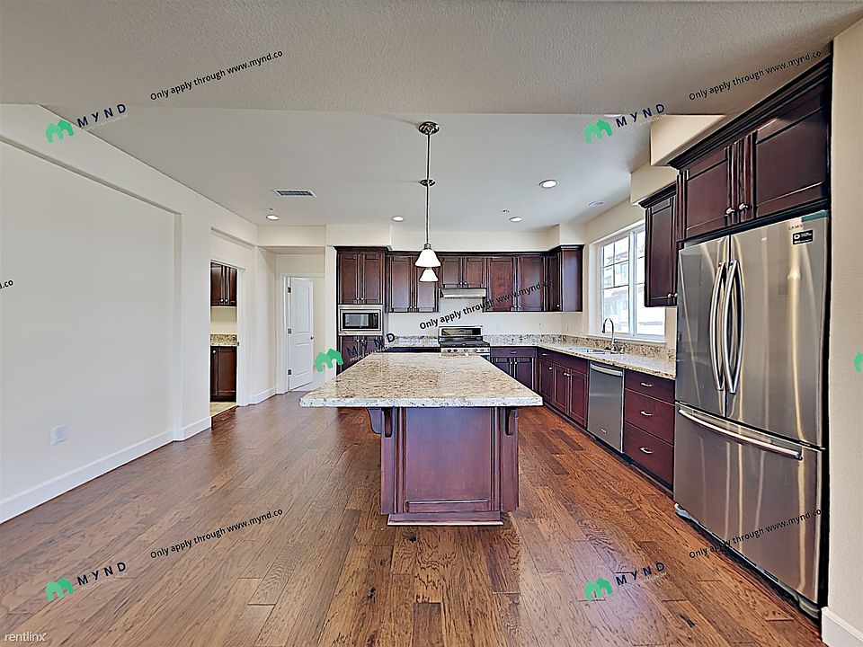 1st image of 205 Valencia Ave