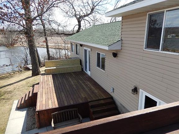 3rd image of 11949 Hickory St