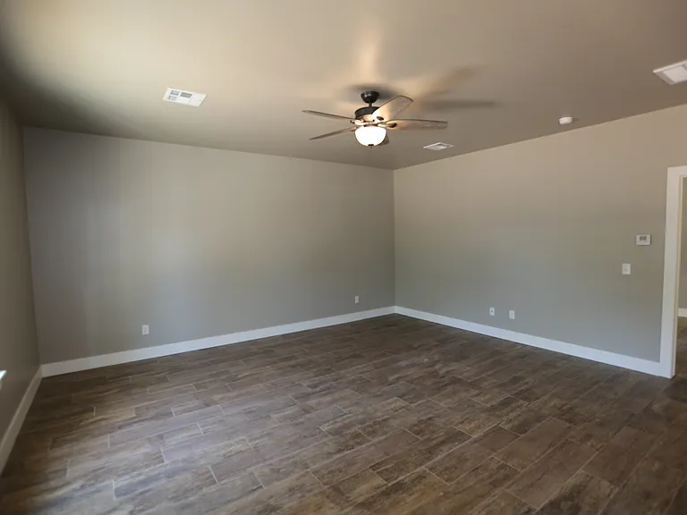 114 W French St — Photo 23