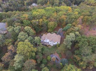 306 Pleasant Valley Rd, Morganville, NJ 07751