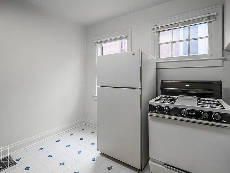 384 E. Maynard Ave — Photo 36