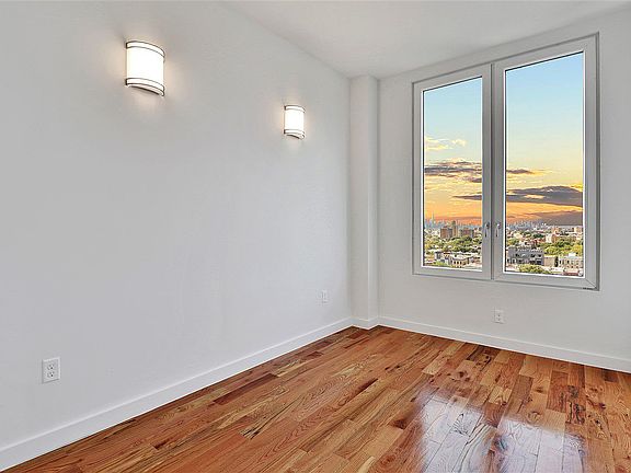 5th image of 15 Somers St #3A