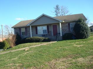 1498 5th Ave W, Springfield, TN 37172