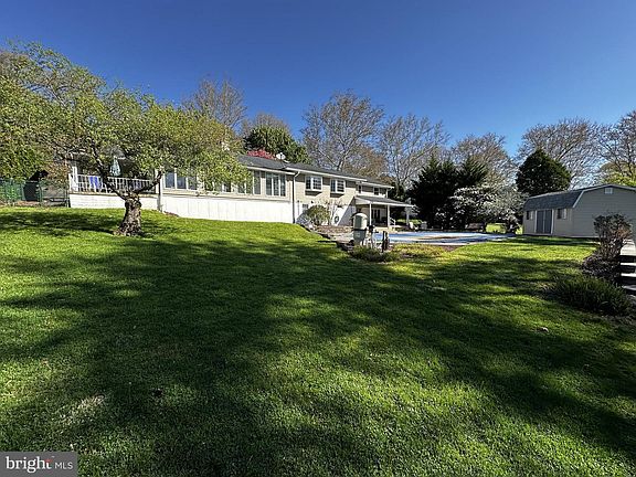 4th image of 3564 Southwood Dr