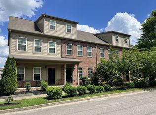 95 Plumlee Dr #27, Hendersonville, TN 37075