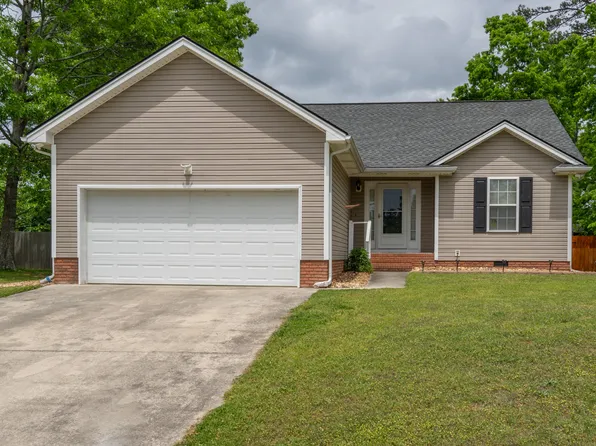 9238 Broad Leaf Ln, Soddy Daisy, TN 37379