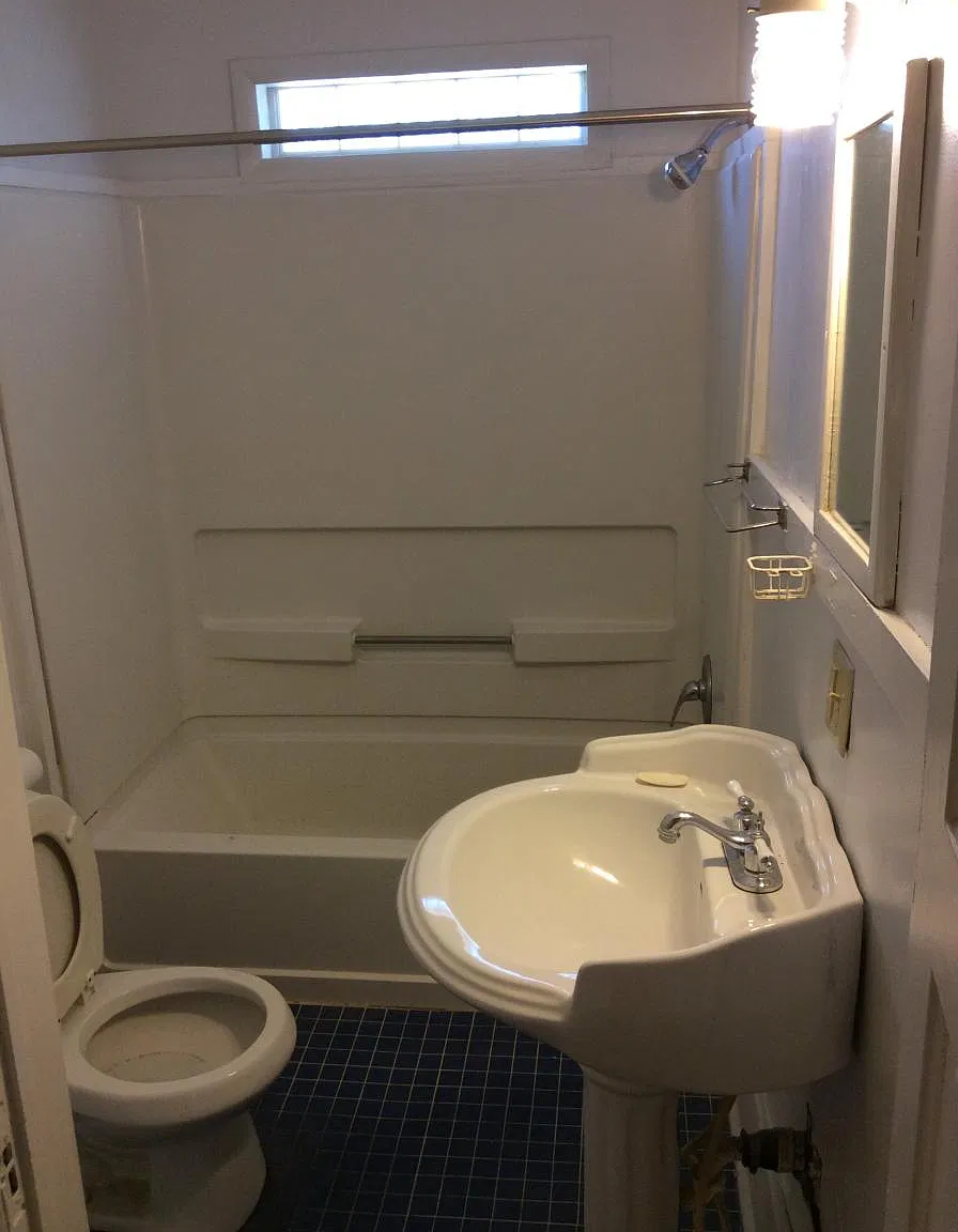 1 bed, 500 sqft, $600 — Photo 3
