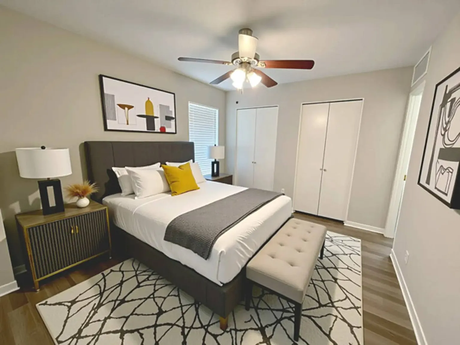 Signature at Southfield Apartments — Photo 3