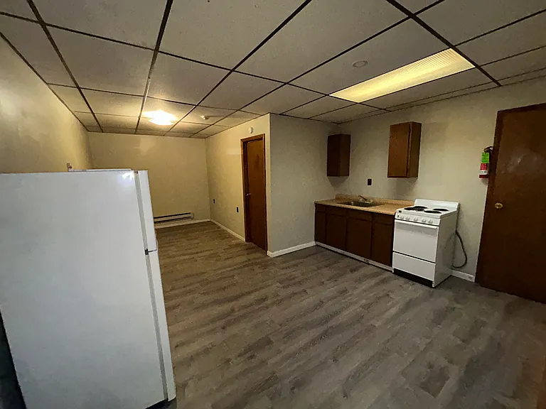 131 Wood St #206 — Photo 5