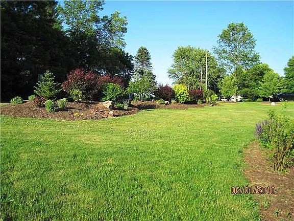 4th image of 37 King Fisher Dr