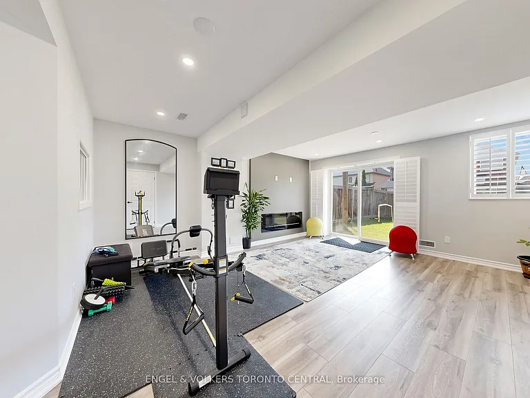 1628 Pennel Dr — Photo 27