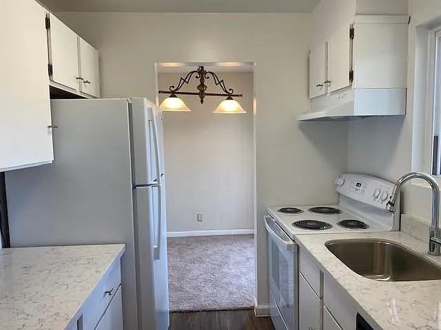3257 Glendora Dr #M — Photo 5