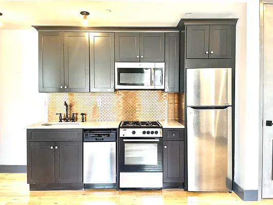 Rented by Doorway NYC, LLC | media 62