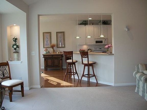 4th image of 6117 Heritage Point Ct