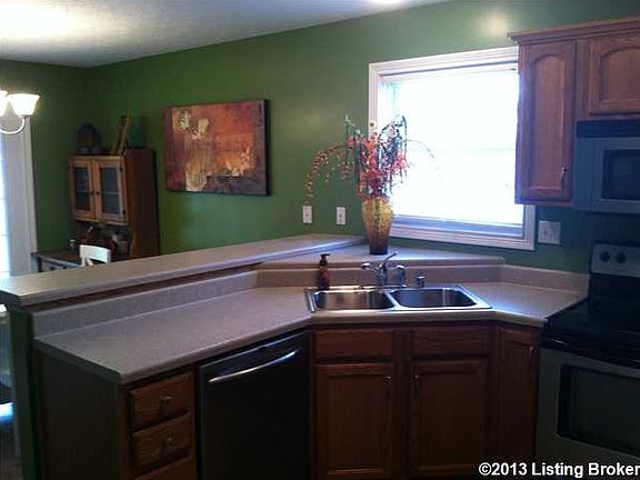 4th image of 349 John Austin Ln