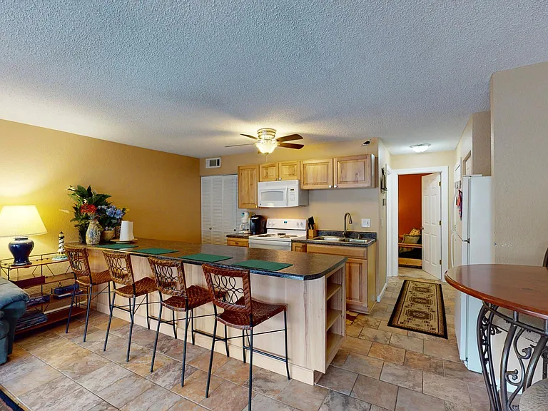 103 Southwood Shores Pl #1C — Photo 10