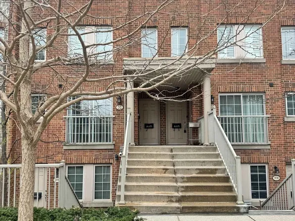 9 Windermere Ave #94, Toronto, ON M6S 5A4