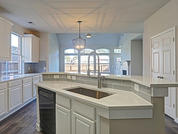 5th image of 2954 La Vista Ln