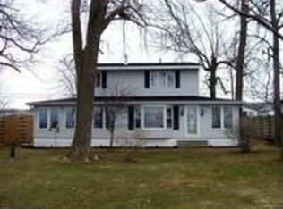 N9272 Willow Lane Beach Rd, Fond Du Lac, WI 54935