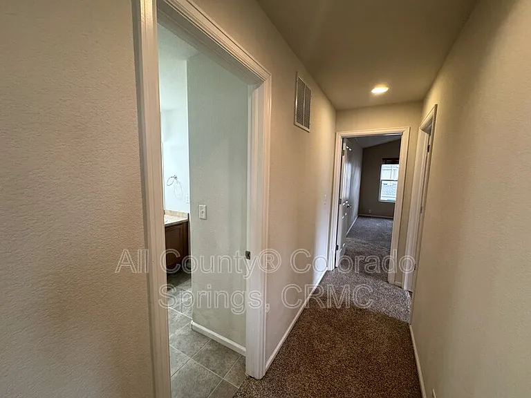7332 Sandy Springs Point — Photo 13