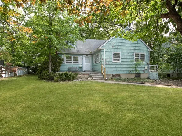 7 Orchard Place, Harrison, NY 10528