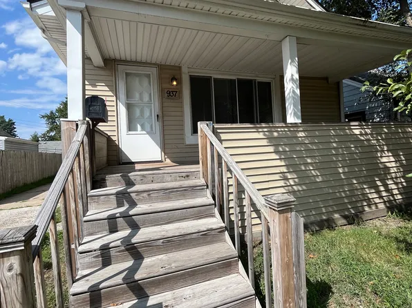 937 E Jarvis Ave, Hazel Park, MI 48030